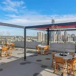 Prime Located Luxe 2 Bedroom Sky Home/Sensational Views
