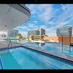 Prime Located Luxe 2 Bedroom Sky Home/Sensational Views