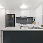 Centre New Furnitures Apartment *