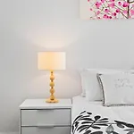 Artsy Destination Compact & Cosy 2 Bedroom At Valley Apartment