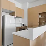 Apartment Artsy Destination Compact & Cosy 2 Bedroom At Valley