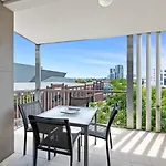 Apartment Artsy Destination Compact & Cosy 2 Bedroom At Valley Brisbane