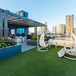South Brisbane Epicentre - 2 Bed 2 Bath Apartment
