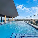 Offline - Stunning 3Br Apartment With Brisbane City Views