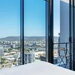 Elegant And Cozy Floor 1bd At South Bank *