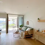 Apartment Brand New Riverside Designer 2bd At West End