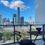 Brisbane Skyline View 2Beds River View Apt