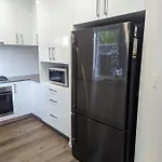 Immaculate 2-beds Entire House Chermside