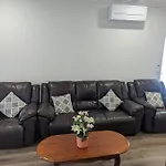 Immaculate 2-beds Entire House Chermside