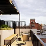 Apartment Alfred & Turner Apartments, Luxury 2 Bedroom In The Heart Of The Valley *