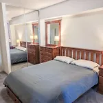 Quiet 1 Bedroom Apartment W Pool And, Walk To Qut - Kg4305