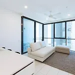Apartment 1bedroom 1bath 1carpark Wifi Gym Pool Brisbane