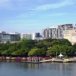 Apartment 1bedroom 1bath 1carpark Wifi Gym Pool Brisbane