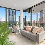 Great Views Pool High Level Boutique With Carpark * Brisbane