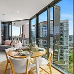 Apartment Great Views Pool High Level Boutique With Carpark *