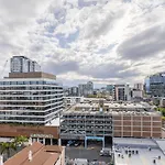 Valley Centre Stylish Boutique 2B Apt W Pool