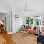 Enchantingly Idyllic 3Br Oasis