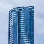Skyline & Riverview Skyhigh Seduction Luxe Apartment