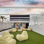 Apartment Rambla At South Sq