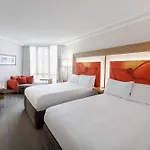 Amora Hotel Brisbane