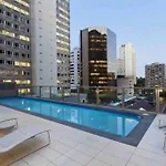 Cbd 1Bed/Pool/Gym/Sauna/ - Close To Everything!