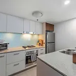 Dress Circle! 2bed/2bath/1car/amazing Views ~ Cbd Apartment Brisbane