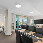 Apartment Dress Circle! 2bed/2bath/1car/amazing Views ~ Cbd