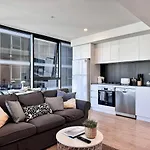 One Bedroom In South Apartment Brisbane