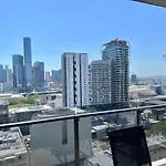 One Bedroom In South Apartment Brisbane