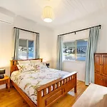 Family Friendly Cozy 4Br House At Annerley