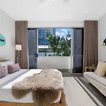 The Sun Catcher - A Trendy South Townhouse Holiday home Brisbane