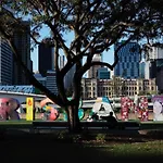 The Sun Catcher - A Trendy South Brisbane Townhouse