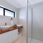 Holiday home Tropical Dreaming In The Heart Of Indooroopilly *