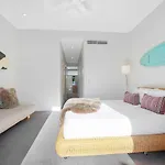 The Sun Catcher - A Trendy South Townhouse * Brisbane