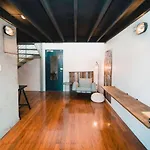 Trendy Industrial-Style Loft In Fortitude Valley