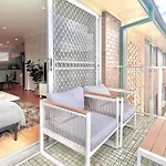 New! Long Stay Welcome. 2 Bedroom Boutique Home