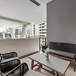 South Bank Sensational! ~ 1bed,1bath,1car,balcony * Brisbane