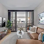 South Bank Sensational! ~ 1bed,1bath,1car,balcony Apartment Brisbane
