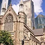 Kozyguru / Mt Gravatt East / 3 Bed House Qmg030 * Brisbane