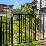 Holiday home Kozyguru / Mt Gravatt East / 3 Bed House Qmg030 *