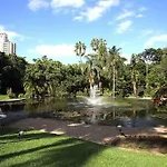 Kozyguru / Mt Gravatt East / 3 Bed House Qmg030