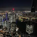 Panoramic 3-bedroom Skyscape With Free Parking