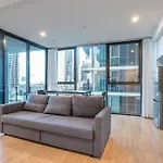 Inner-City 1 Bedroom Apartment Parking And Pool