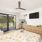 Aircon! Espresso! Train! Restaurants! 4144D1