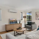 Comfy 2-Bedroom Family Apartment With Free Parking