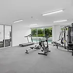 Spaciously Bright 1-Bed Apartment