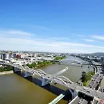 Firework Riverview Cbd 1br W/ Parking, A Gem! Brisbane
