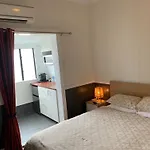 Apartment West End 2 *