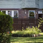 Comfort 1 Bedroom Cottage Retreat Yeronga