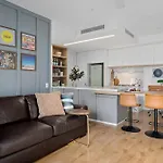 Brisbane Luxury Gabba Apartment
